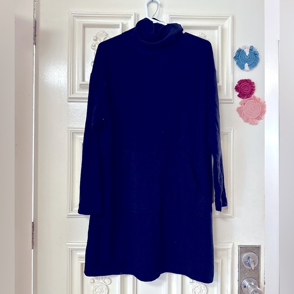 CHIC & SOFT, Long Sleeves Turtleneck Sweatshirt w/Hoodie Pockets Tunic Dress - Picture 6 of 16
